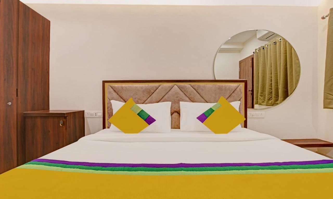 Itsy Hotels Phoenix Indore Ngoại thất bức ảnh