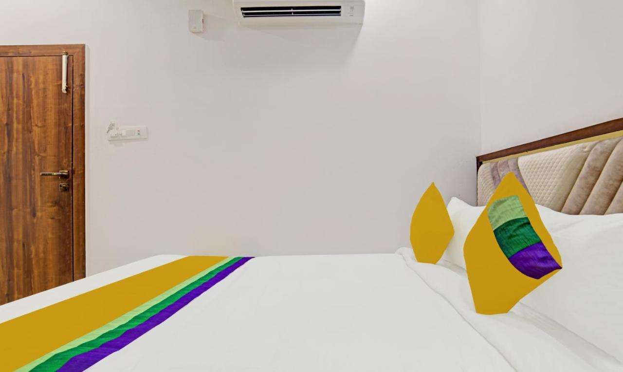 Itsy Hotels Phoenix Indore Ngoại thất bức ảnh